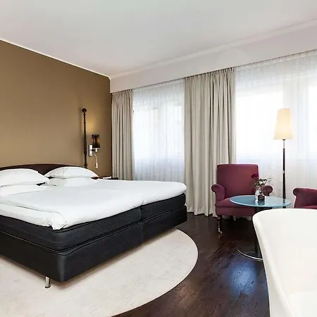 Elite Plaza Otel 4*