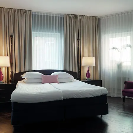 Elite Plaza Otel 4*